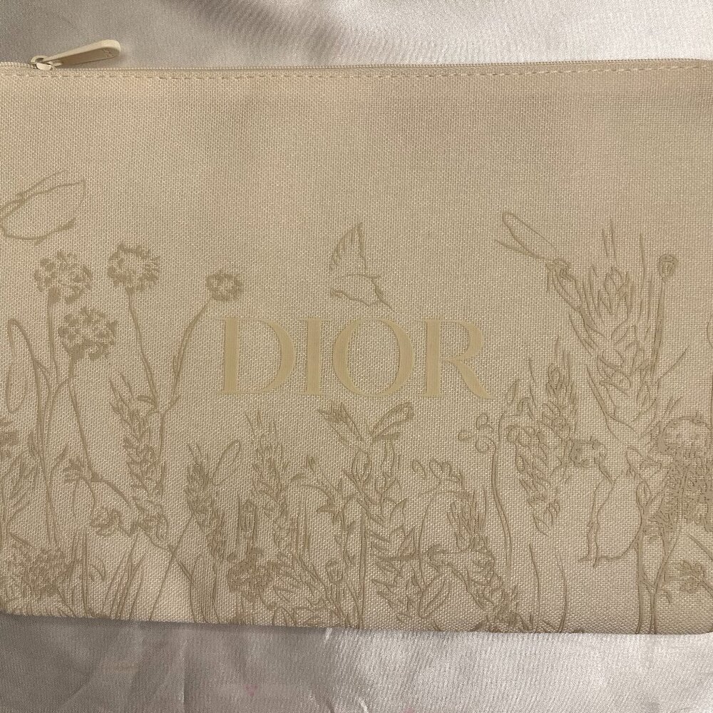 Dior GWP Beauty Spring Flower Clutch - Picture 3 of 8